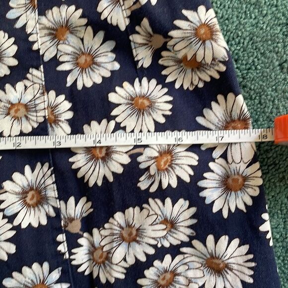 A.Byer y2k Daisy Jumper Sz 11 - Picture 8 of 9